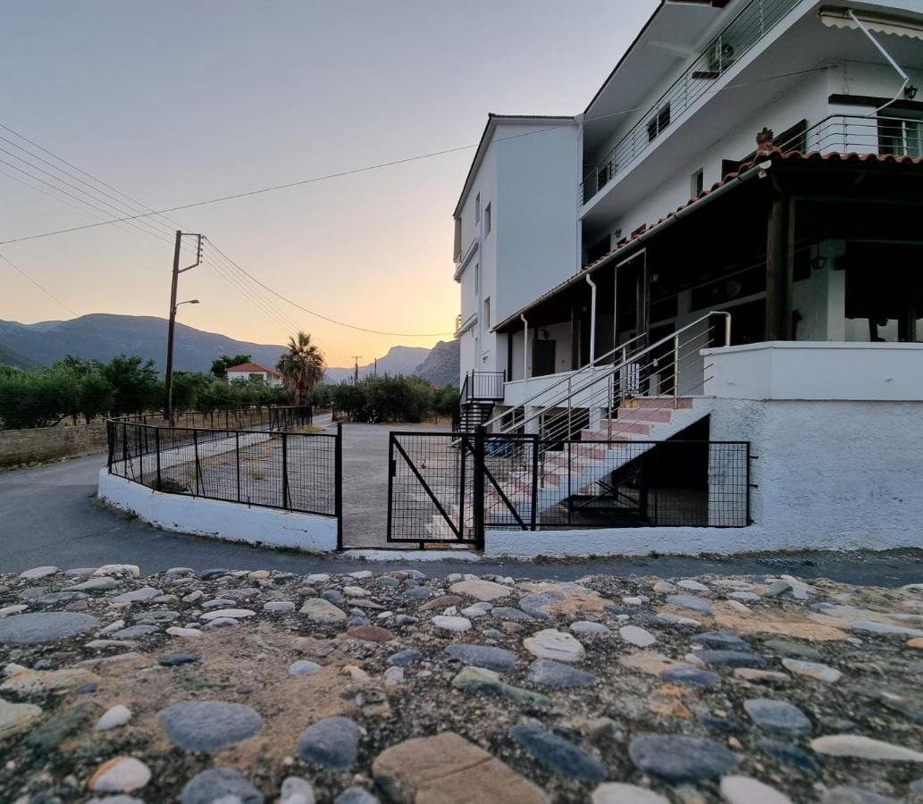 Thassa Beach Apartment No1 Leonidio Luaran gambar